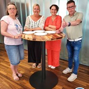 1) Wie ontdekt de Verrader? aan tafel *  (Eigen locatie)
