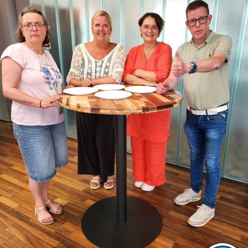 Wie ontdekt de Verrader? aan tafel *  (Eigen locatie)