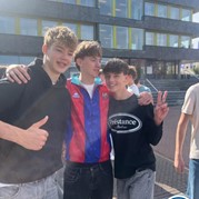 8) Dropping *  (Eigen locatie)
