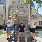 16) Wie ontdekt de Verrader? Peer