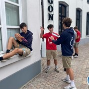 4) The Hangover met begeleiding op afstand  (Eigen locatie)