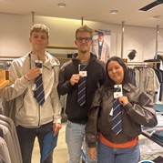 2) Wie ontdekt de Verrader? Harderwijk