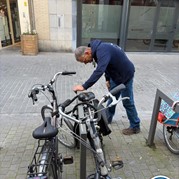 72) Cluedo met begeleiding op afstand  (Eigen locatie)