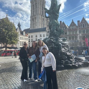 Wie ontdekt de Verrader? Antwerpen