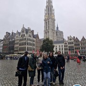 20) Help, de Directeur is ontvoerd! Met begeleiding op afstand  (Eigen locatie)